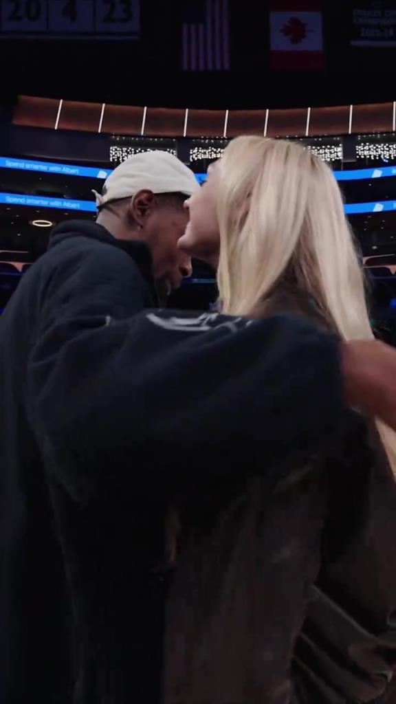 卡梅倫布林克這大長腿，KD都得多看幾眼